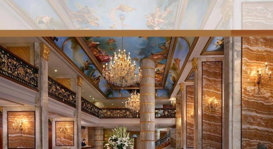 Royal Plaza Hotel