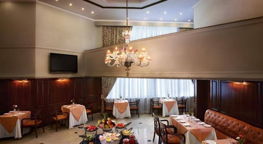 Royal Plaza Hotel