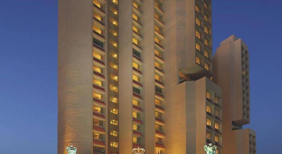 Royal Plaza Hotel