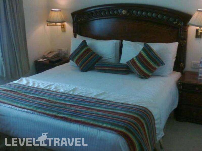 Фотография Royal Plaza Hotel Фотография Royal Plaza Hotel