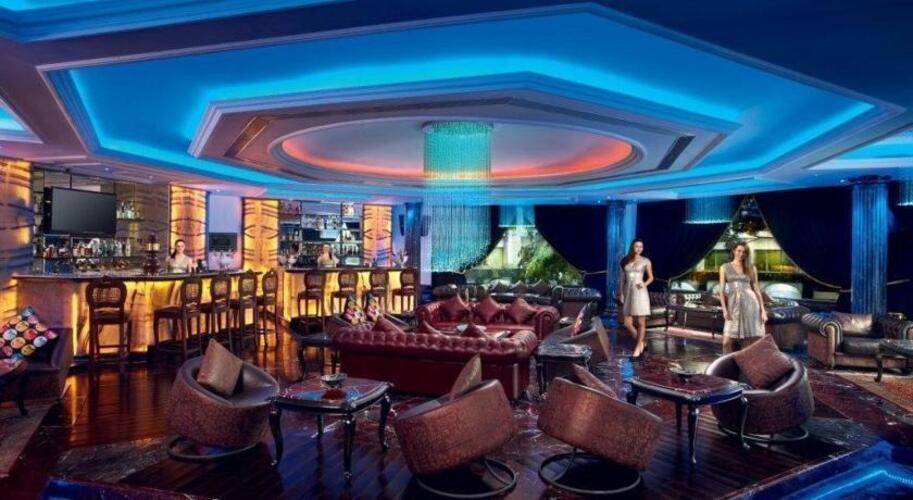 Royal Plaza Hotel