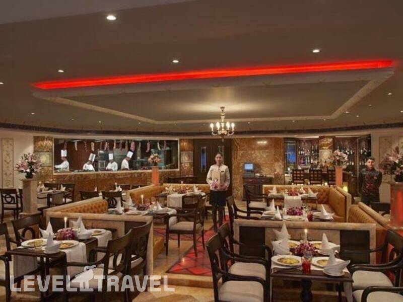 Фотография Royal Plaza Hotel Фотография Royal Plaza Hotel