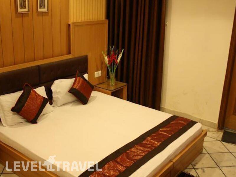 Фотография Apra International Hotel