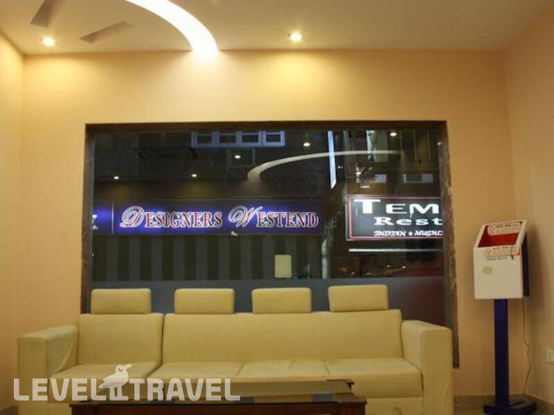 Фотография Apra International Hotel Фотография Apra International Hotel