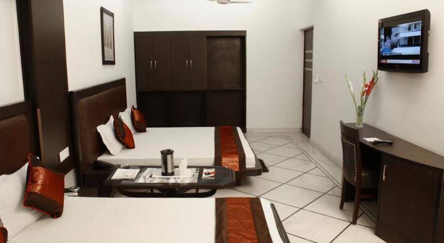 Apra International Hotel