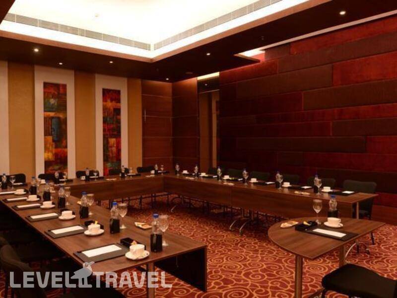 Фотография Golden Tulip Gurgaon Udyog Vihar Hotel