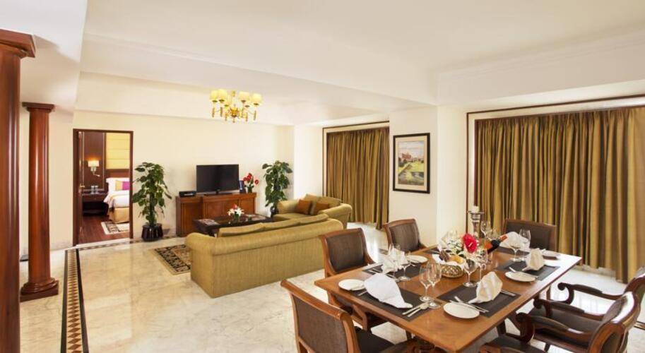 Eros Hotel