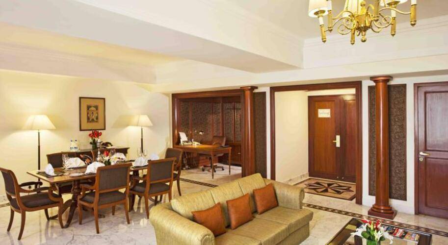 Eros Hotel