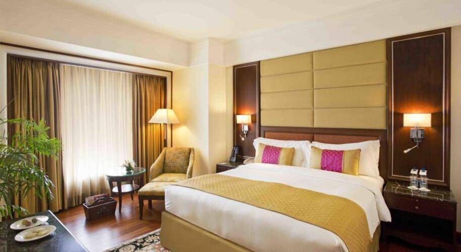 Eros Hotel