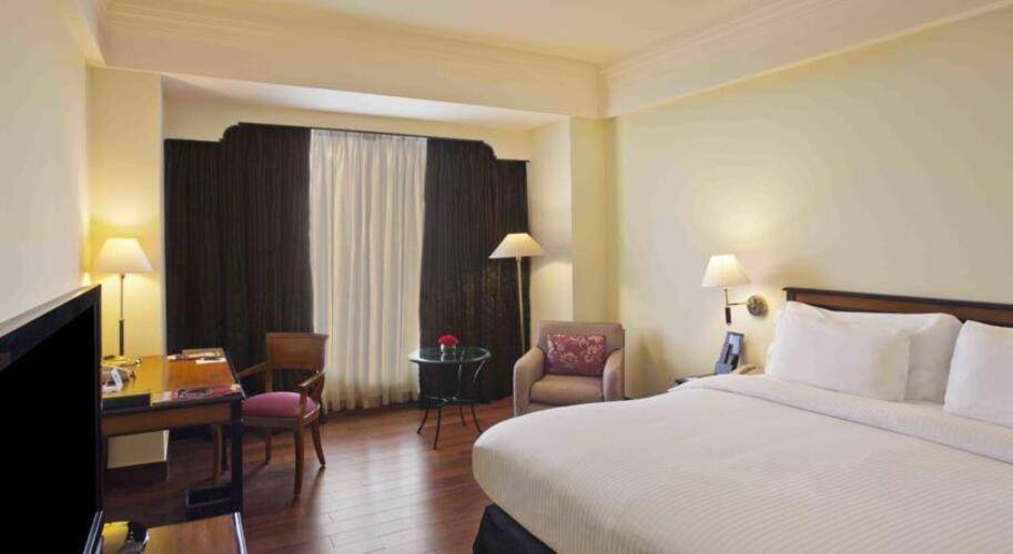 Eros Hotel