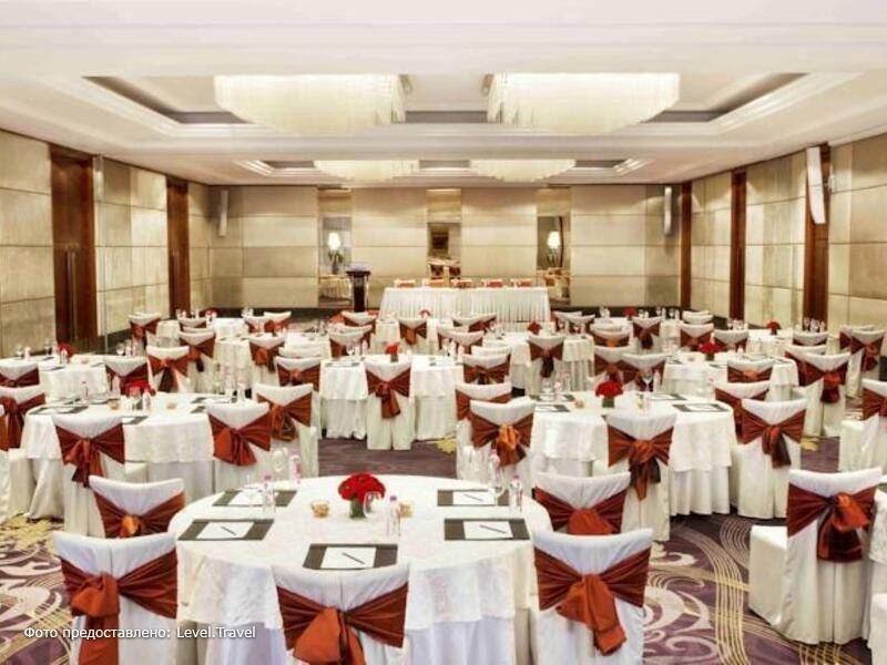 Фотография Holiday Inn New Delhi Mayur Vihar Noida (Ex. Doubletree By Hilton Hotel New Delhi Noida Mayur) Фотография Holiday Inn New Delhi Mayur Vihar Noida (Ex. Doubletree By Hilton Hotel New Delhi Noida Mayur)