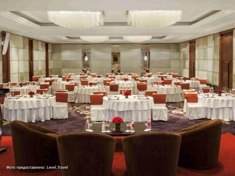 Фотография Holiday Inn New Delhi Mayur Vihar Noida (Ex. Doubletree By Hilton Hotel New Delhi Noida Mayur) Фотография Holiday Inn New Delhi Mayur Vihar Noida (Ex. Doubletree By Hilton Hotel New Delhi Noida Mayur)