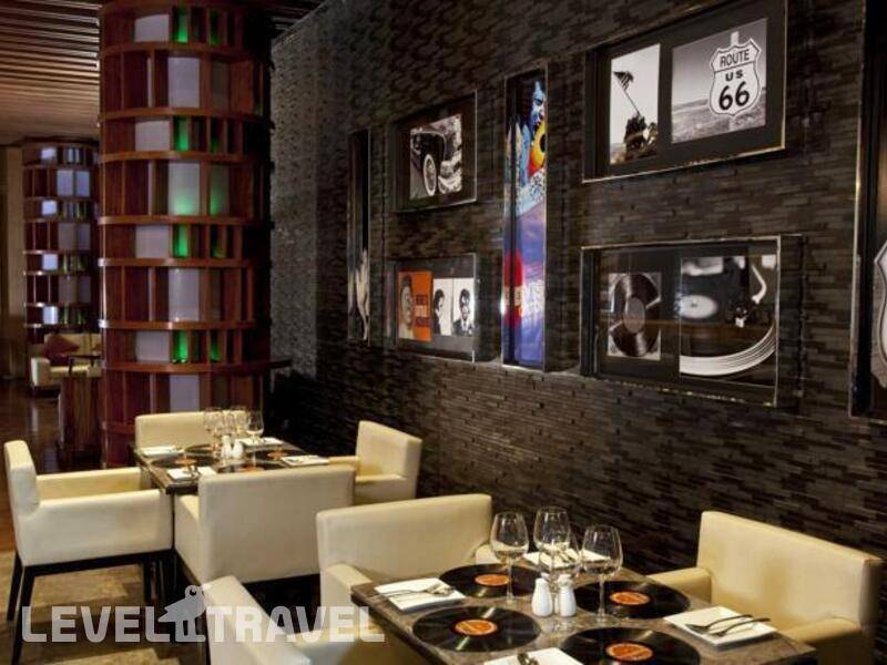 Фотография Holiday Inn New Delhi Mayur Vihar Noida (Ex. Doubletree By Hilton Hotel New Delhi Noida Mayur) Фотография Holiday Inn New Delhi Mayur Vihar Noida (Ex. Doubletree By Hilton Hotel New Delhi Noida Mayur)