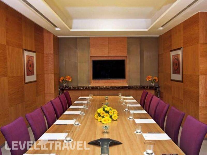 Фотография Holiday Inn New Delhi Mayur Vihar Noida (Ex. Doubletree By Hilton Hotel New Delhi Noida Mayur) Фотография Holiday Inn New Delhi Mayur Vihar Noida (Ex. Doubletree By Hilton Hotel New Delhi Noida Mayur)