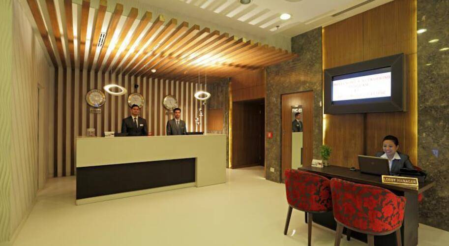 Country Inn By Carlson Saket Hotel