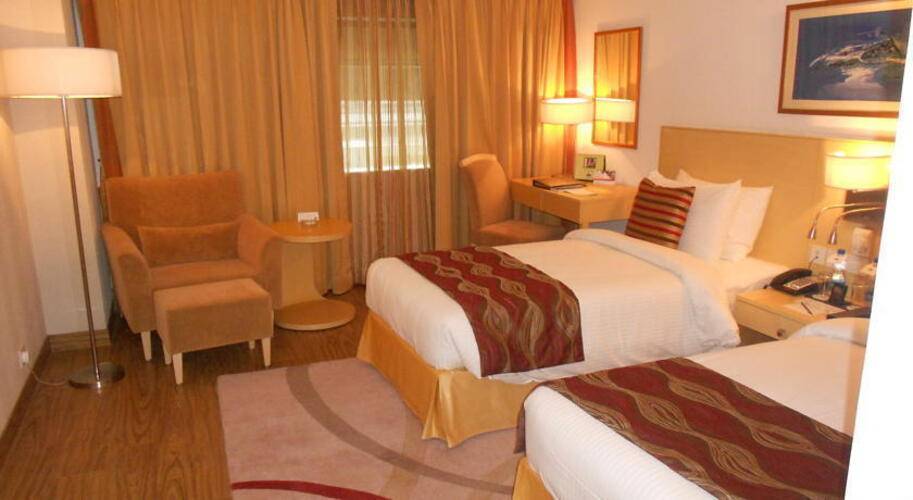 Country Inn By Carlson Saket Hotel