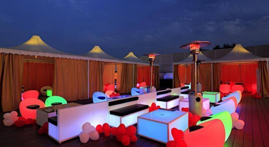 Country Inn By Carlson Saket Hotel