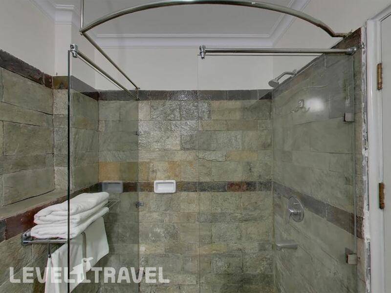 Фотография Colonels Retreat At The Airport Hotel Фотография Colonels Retreat At The Airport Hotel