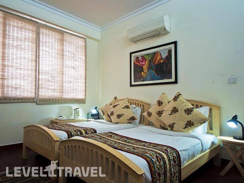 Фотография Colonels Retreat At The Airport Hotel Фотография Colonels Retreat At The Airport Hotel