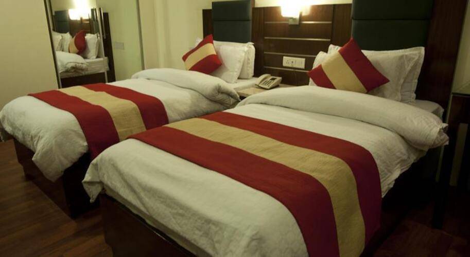 Aura Hotel