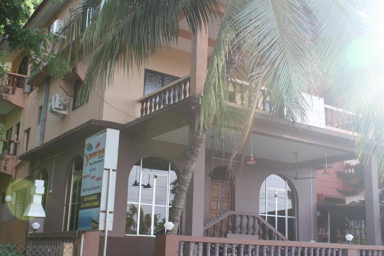 Tropicana Riverside Guest House