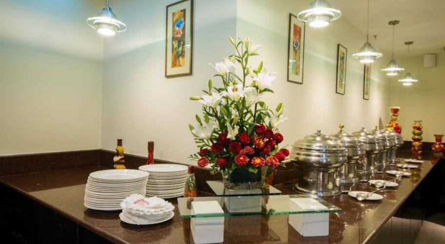 Classic Diplomat Hotel