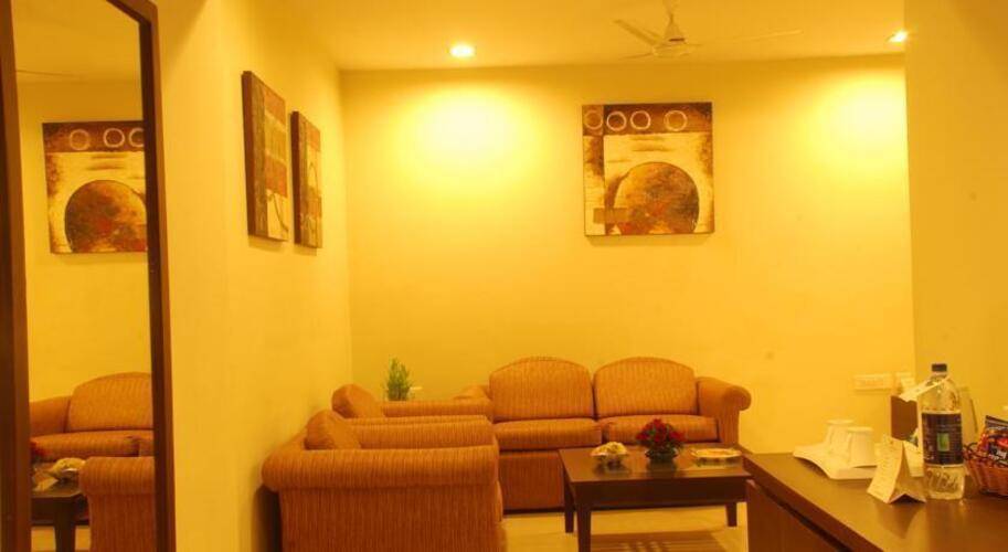 Classic Diplomat Hotel