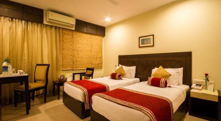 Classic Diplomat Hotel