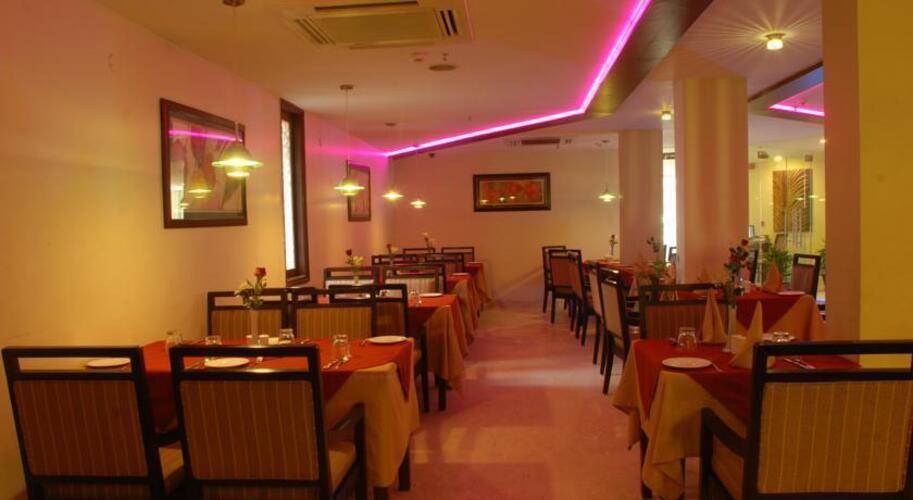 Classic Diplomat Hotel