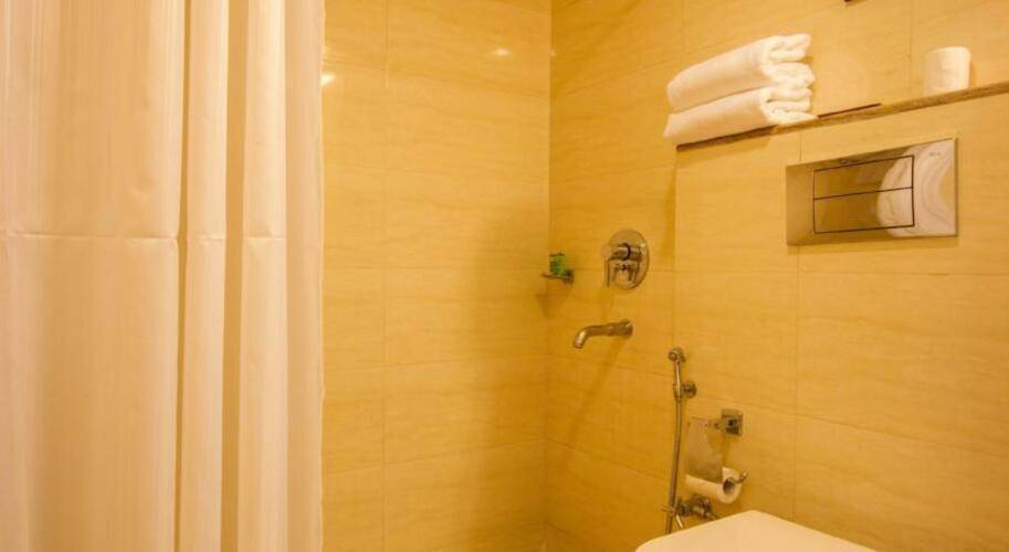 Classic Diplomat Hotel