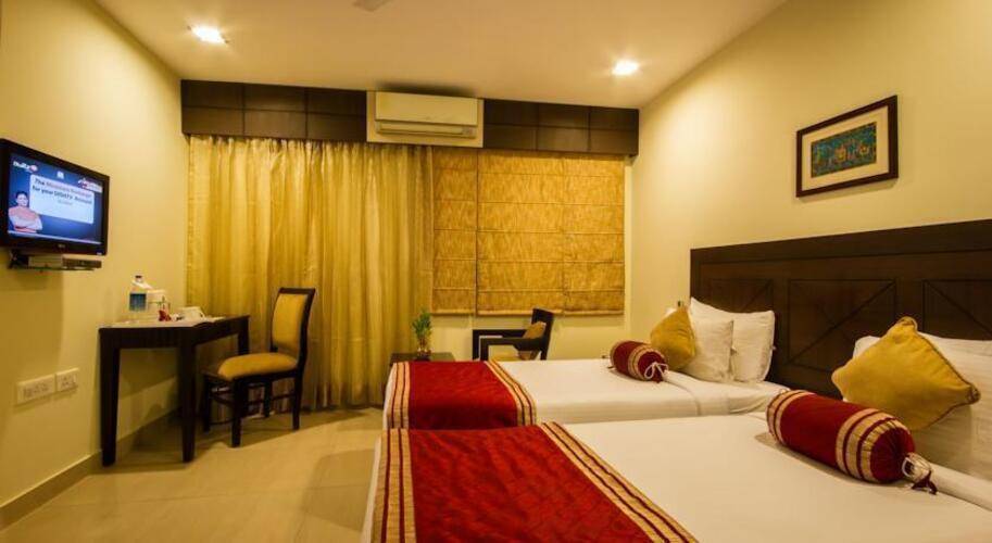 Classic Diplomat Hotel