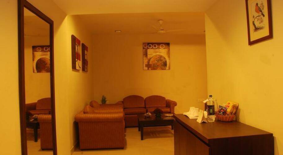 Classic Diplomat Hotel