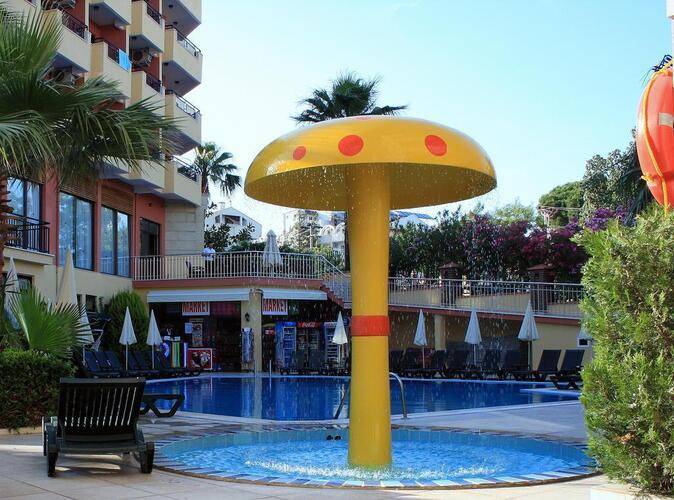 Palmea Hotel