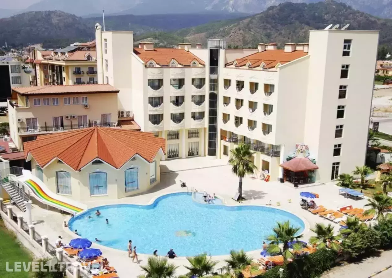 Larissa Inn Hotel (Ex. Rizzi Hotel)