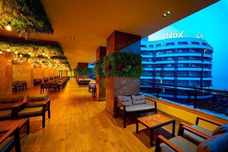 Noxinn Deluxe Hotel