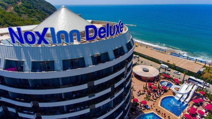 Noxinn Deluxe Hotel
