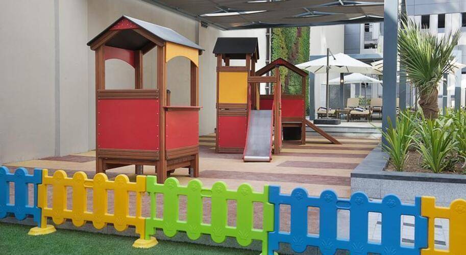 Damac Maison Cour Jardin
