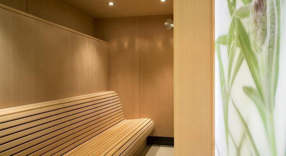 Damac Maison Cour Jardin