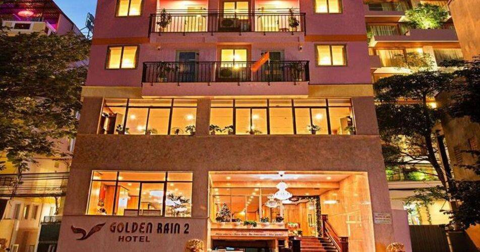 Golden Rain 2 Hotel