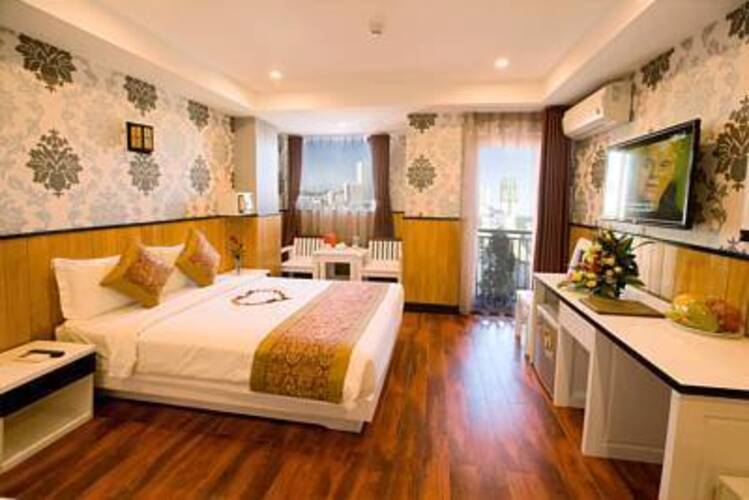 Golden Rain 2 Hotel