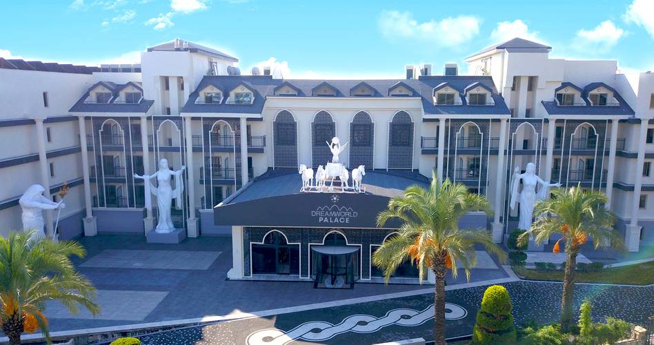 Dream World Palace (Ex.Crystal Sunhill Resort)