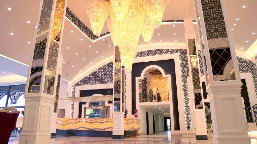 Dream World Palace (Ex.Crystal Sunhill Resort)