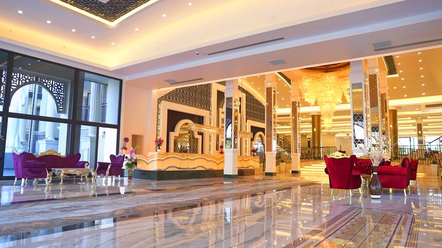 Dream World Palace (Ex.Crystal Sunhill Resort)