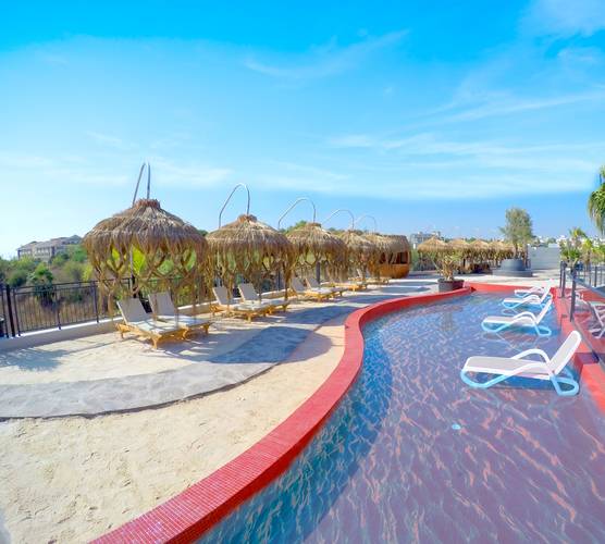 Dream World Palace (Ex.Crystal Sunhill Resort)