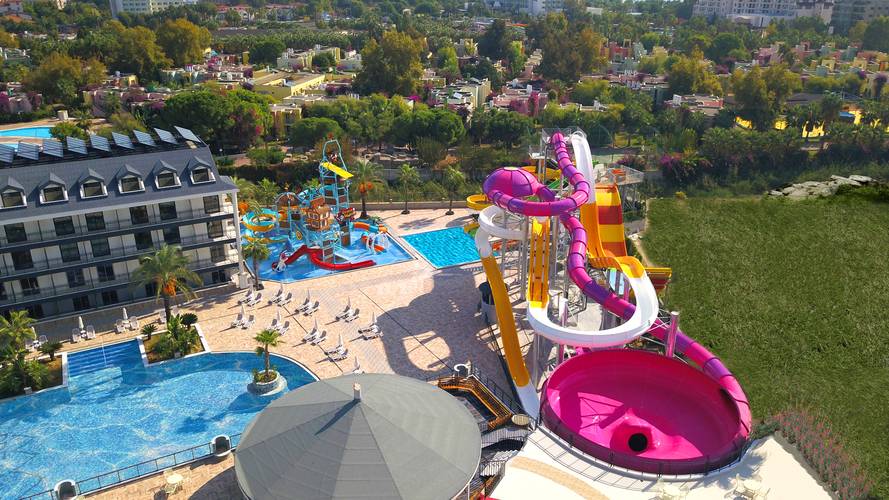 Dream World Palace (Ex.Crystal Sunhill Resort)