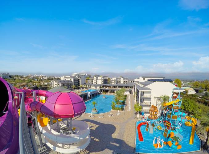 Dream World Palace (Ex.Crystal Sunhill Resort)
