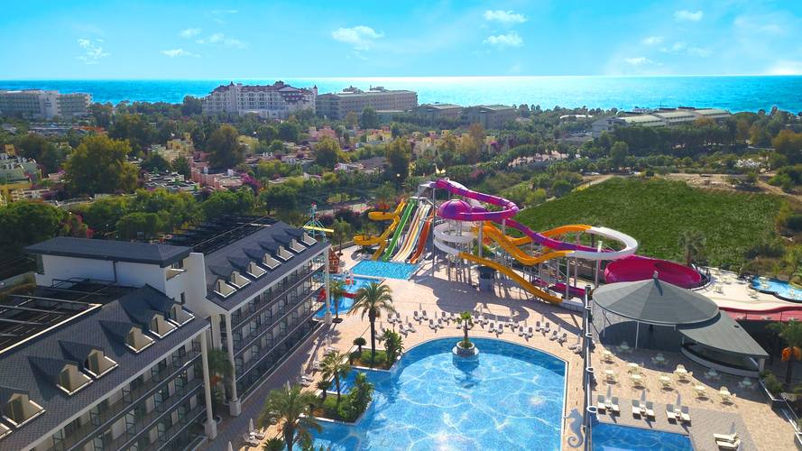 Dream World Palace (Ex.Crystal Sunhill Resort)