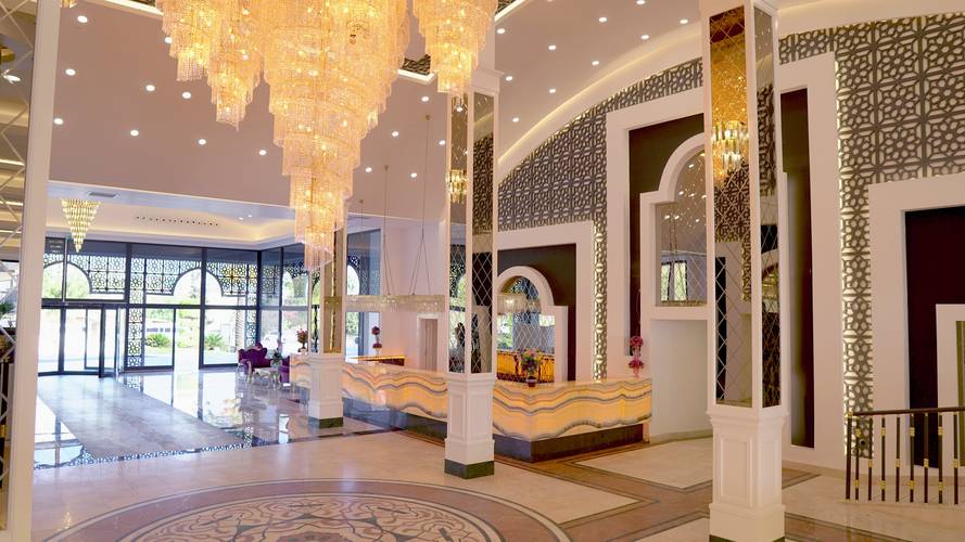 Dream World Palace (Ex.Crystal Sunhill Resort)