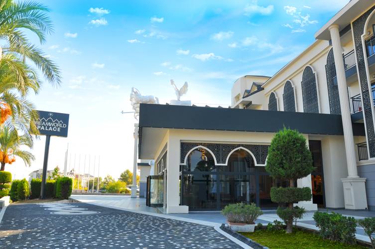 Dream World Palace (Ex.Crystal Sunhill Resort)