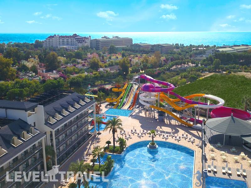 Фотография Dream World Palace (Ex.Crystal Sunhill Resort)